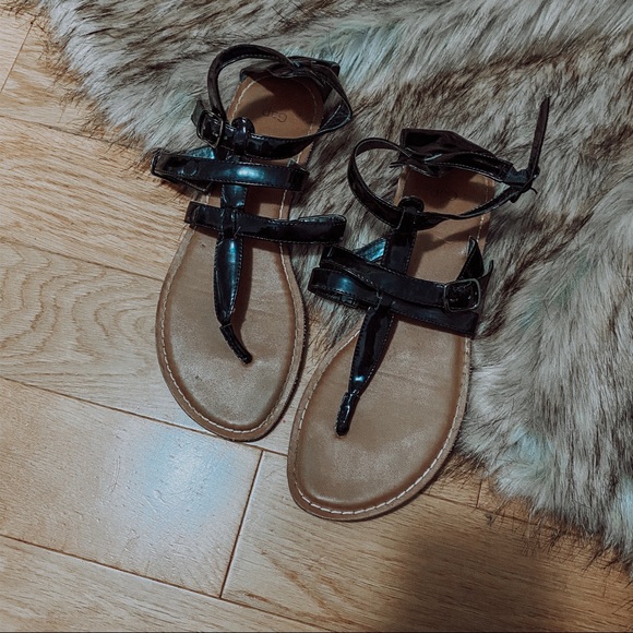 GAP sandals - open to offers! - Picture 2 of 3